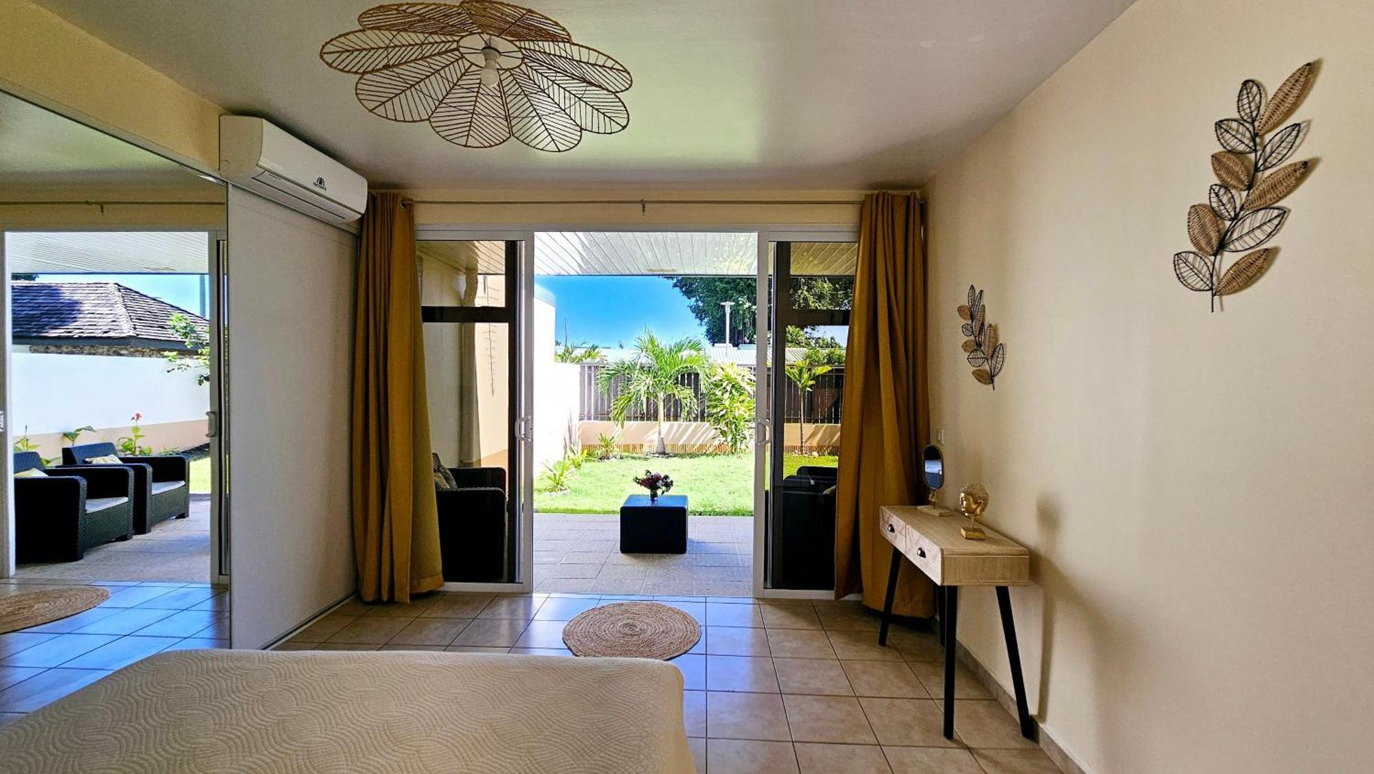 Paea Cozy House In A Private Complexヴィラ エクステリア 写真